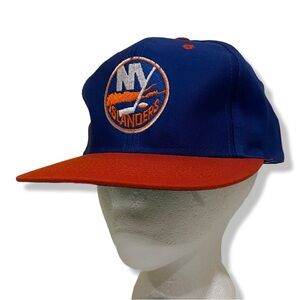 NWT Vintage 90s New York Islanders SnapBack Hat